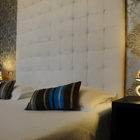 Siago Hotel 3*